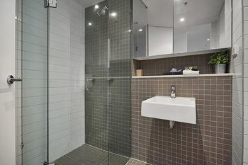 Melbourne Holiday Apartments At McCrae Docklands - Hervey Bay Accommodation 35