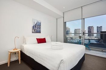 Melbourne Holiday Apartments At McCrae Docklands - Hervey Bay Accommodation 36