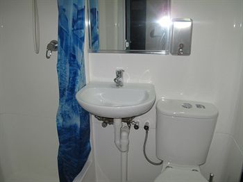 The Village Bondi Beach - Hostel - Hervey Bay Accommodation 2
