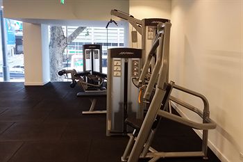 Aura On Flinders Serviced Apartments - Tourism Hervey Bay 1