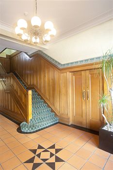 Hotel Gosford - Hervey Bay Accommodation 8