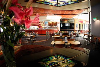 Matthew Flinders Hotel - Hervey Bay Accommodation 3