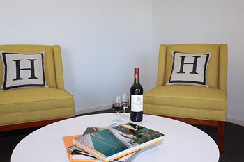 H Boutique Hotel - Tourism Hervey Bay 0