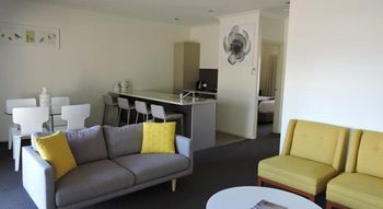 H Boutique Hotel - Tourism Hervey Bay 24