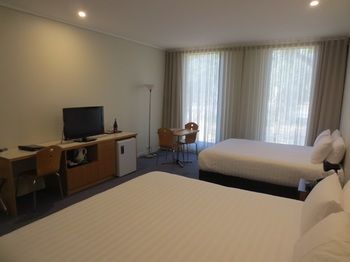 Dingley International Hotel - Hervey Bay Accommodation 5