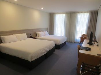 Dingley International Hotel - Hervey Bay Accommodation 22
