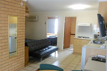 Tumut Valley Motel - Hervey Bay Accommodation 2