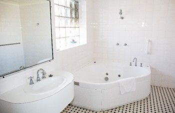 Tumut Valley Motel - Hervey Bay Accommodation 22