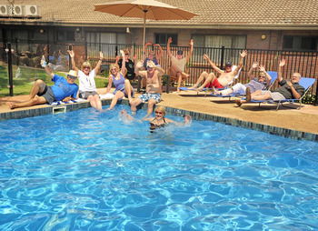 Tumut Valley Motel - Hervey Bay Accommodation 27