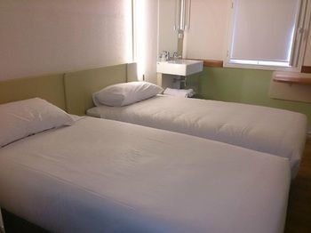 Ibis Budget Fawkner - Hervey Bay Accommodation 1
