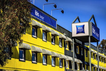 Ibis Budget Fawkner - Hervey Bay Accommodation 22
