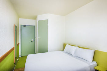 Ibis Budget Fawkner - Hervey Bay Accommodation 29