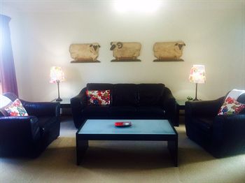 Australian Home Away @ East Doncaster George - Hervey Bay Accommodation 1
