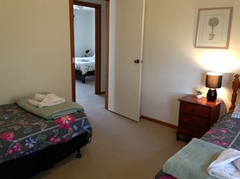 Australian Home Away @ East Doncaster George - Hervey Bay Accommodation 5