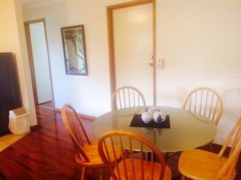 Australian Home Away @ East Doncaster Andersons Creek 1 - Hervey Bay Accommodation 10