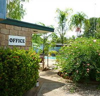 Palm Court Budget Motel Hostel/Backpackers - Hervey Bay Accommodation