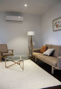 AKOM Prahran - Tourism Hervey Bay 1