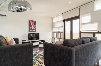 AKOM Prahran - Tourism Hervey Bay 11