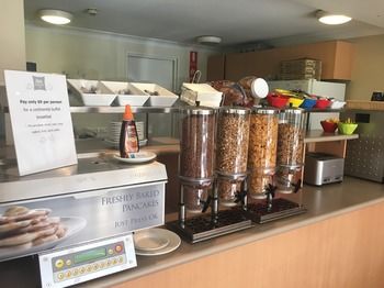 Ibis Budget Casula Liverpool - Hervey Bay Accommodation 4