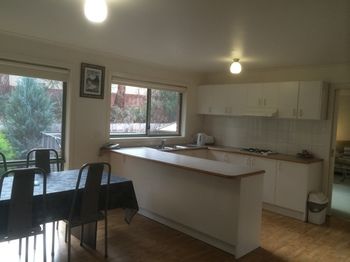 Australian Home Away Ringwood @ Bardia - Hervey Bay Accommodation 2