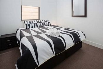The Star Apartments - Hervey Bay Accommodation 12