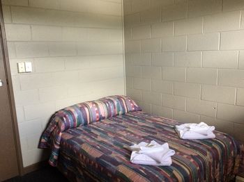 Golfview Hotel - Hervey Bay Accommodation 6