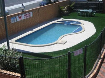 Carnegie Motor Inn - Hervey Bay Accommodation 2