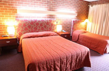 Carnegie Motor Inn - Hervey Bay Accommodation 6
