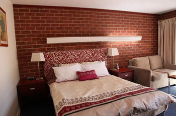 Carnegie Motor Inn - Hervey Bay Accommodation 7
