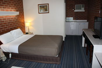 Carnegie Motor Inn - Hervey Bay Accommodation 22