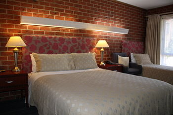 Carnegie Motor Inn - Hervey Bay Accommodation 23
