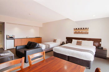 Quality Suites Boulevard On Beaumont - Hervey Bay Accommodation 12