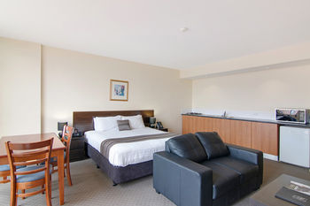 Quality Suites Boulevard On Beaumont - Hervey Bay Accommodation 15