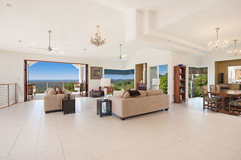 Alexandria Retreat - Hervey Bay Accommodation 8