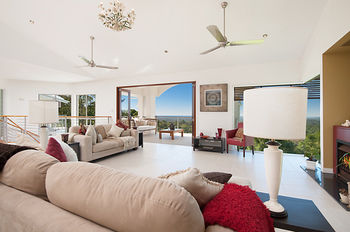Alexandria Retreat - Hervey Bay Accommodation 9