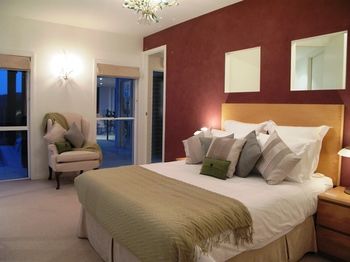 Alexandria Retreat - Hervey Bay Accommodation 12
