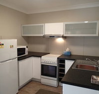 Dungowan Waterfront Apartments - Tourism Hervey Bay