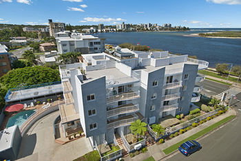 Sandy Shores Luxury Holiday Units - Hervey Bay Accommodation 1