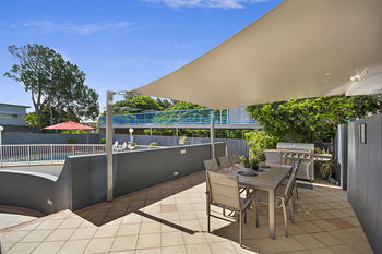 Sandy Shores Luxury Holiday Units - Hervey Bay Accommodation 3