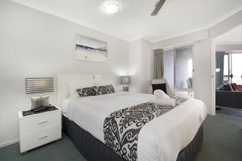 Sandy Shores Luxury Holiday Units - Hervey Bay Accommodation 14