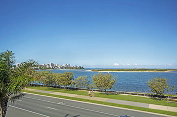 Sandy Shores Luxury Holiday Units - Hervey Bay Accommodation 20