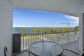 Sandy Shores Luxury Holiday Units - Hervey Bay Accommodation 34