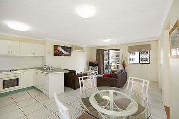 Sandy Shores Luxury Holiday Units - Hervey Bay Accommodation 51