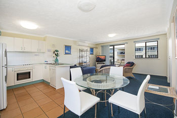 Sandy Shores Luxury Holiday Units - Hervey Bay Accommodation 52