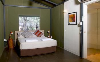 Zoofari Lodge, Taronga Western Plains Zoo - Hervey Bay Accommodation 3