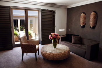 Hotel Ravesis - Hervey Bay Accommodation 11