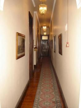 Lochinvar House B&B - Hervey Bay Accommodation 10