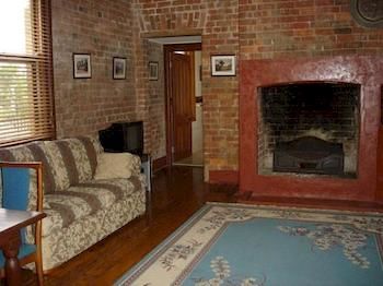 Lochinvar House B&B - Hervey Bay Accommodation 20
