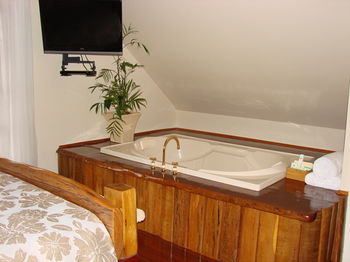 Clarence River Bed & Breakfast - Tourism Hervey Bay 18