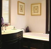 Bishopaposs Court Estate Boutique Hotel - Hervey Bay Accommodation